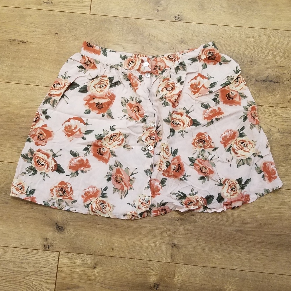 Forever 21 Floral Skirt Cream & Pink {Medium}